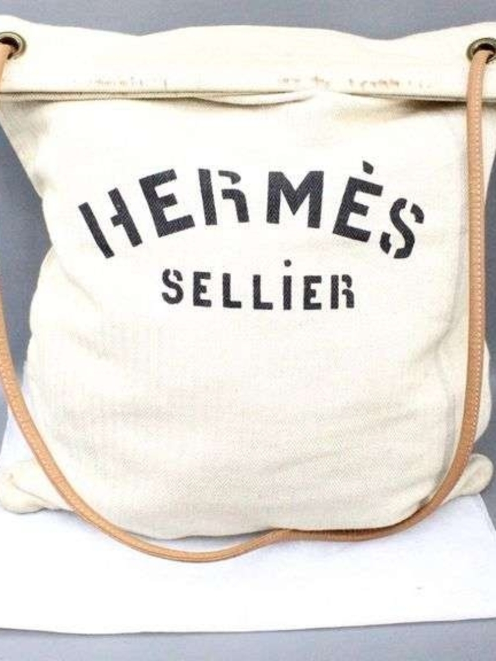 Hermès Aline GM tote features “Hermès Seller” Certificate Of Authenticity